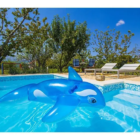 Romansa Near Split- Heated Pool Peace, Bbq فيلة
