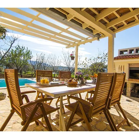 Romansa Near Split- Heated Pool Peace, Bbq Villa Krusvar