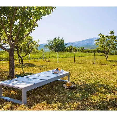 Romansa Near Split- Heated Pool Peace, Bbq * Krusvar