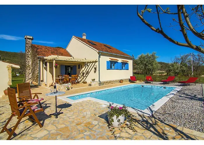 Romansa Near Split- Heated Pool Peace, Bbq Villa