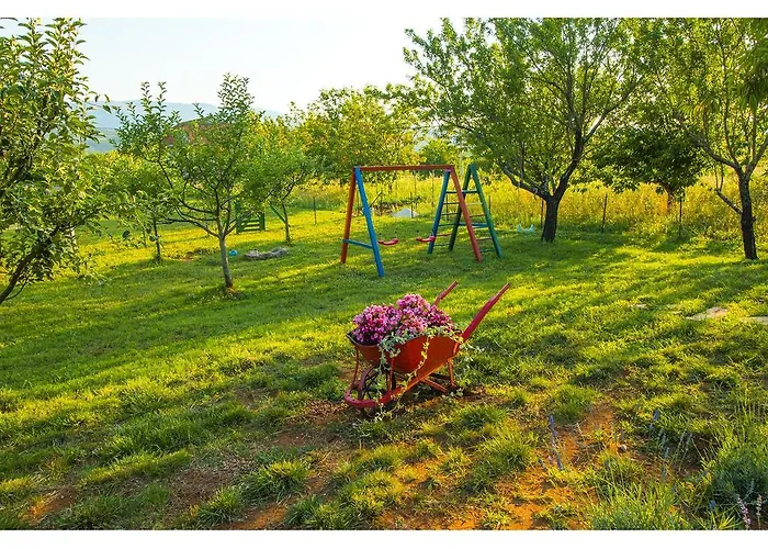 Villa Romansa Near Split- Heated Pool Peace, Bbq *